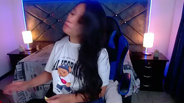 Julietacollins06 online show from 12-02-25, 01:17