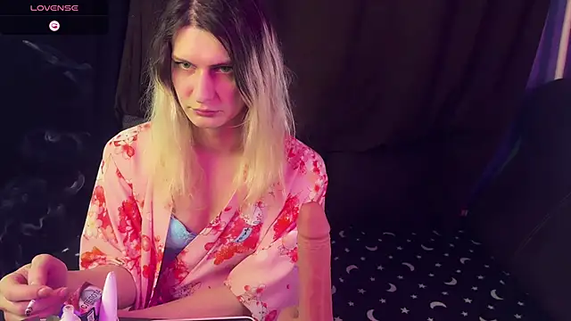 Alice Pinkhead online show from 03-07-25, 03:18