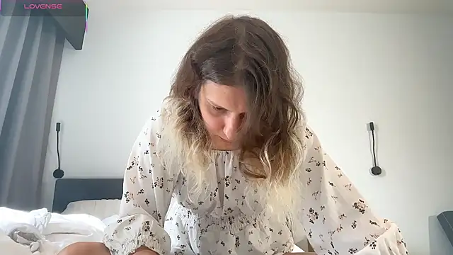 Alice Pinkhead online show from 10-09-25, 08:23