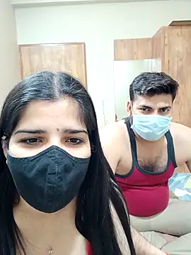 Snapshot of aaliya_bhattt chatting on 03-05-25, 05:39 aaliya bhattt online show from 03-05-25, 05:39