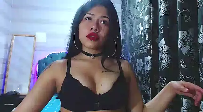 lily jamesx online show from 02-20-25, 07:19