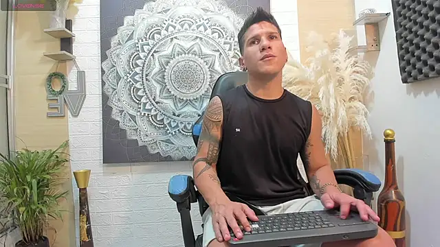 nakedfoam1 online show from 01-19-26, 03:21