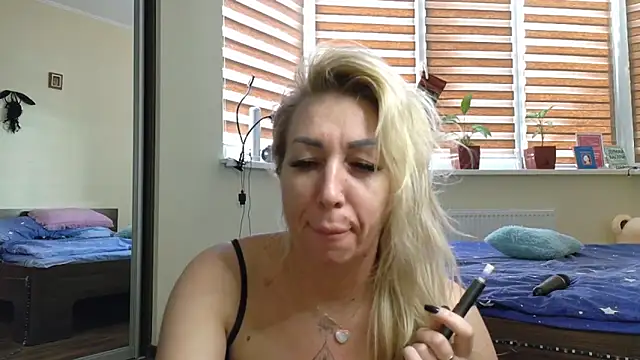 Denny Brenda online show from 02-16-25, 08:32