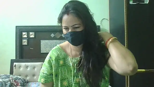 couplesuni online show from 04-12-26, 10:20