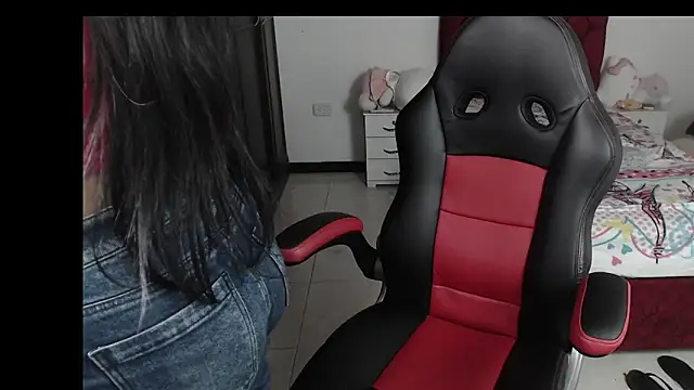 kayla k18 online show from 01-15-25, 09:30