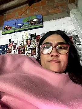 dafne19  online show from 11-23-25, 05:07