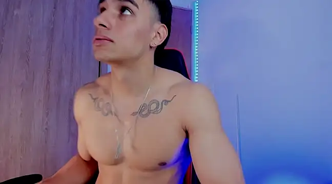 Snapshot of joseph_boy chatting on 02-26-25, 12:58 joseph boy online show from 02-26-25, 12:58