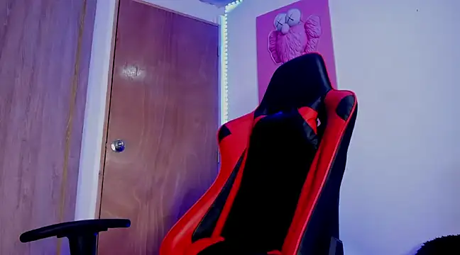 Snapshot of joseph_boy chatting on 03-02-25, 01:49 joseph boy online show from 03-02-25, 01:49