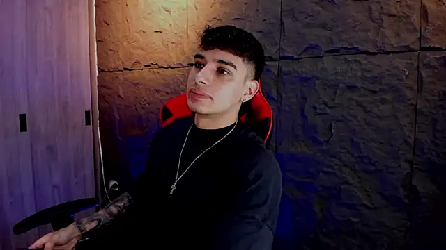 Snapshot of joseph_boy chatting on 10-03-25, 12:35 joseph boy online show from 10-03-25, 12:35