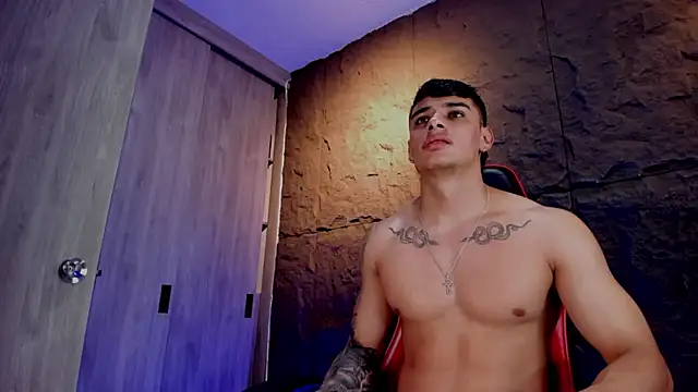 Snapshot of joseph_boy chatting on 10-06-25, 11:29 joseph boy online show from 10-06-25, 11:29