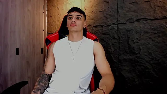 Snapshot of joseph_boy chatting on 10-15-25, 11:21 joseph boy online show from 10-15-25, 11:21