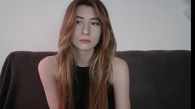 ErikaShyy online show from 01-08-25, 01:09