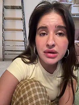 Sophie Avory online show from 11-04-25, 08:24