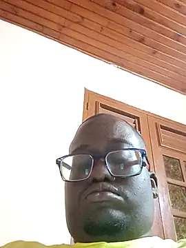 Snapshot of Jeanlaurent972 chatting on 11-15-25, 10:04 Jeanlaurent972 online show from 11-15-25, 10:04