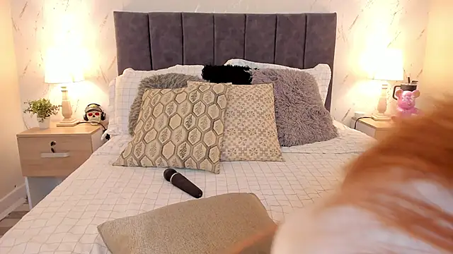 CyntiaAdams online show from 09-09-25, 02:16