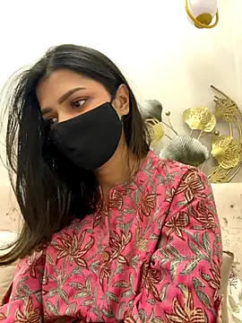 Snapshot of MaYaa__11 chatting on 11-24-25, 06:57 MaYaa 11 online show from 11-24-25, 06:57