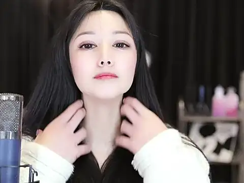 Nuyoah-77 online show from 01-13-25, 02:00