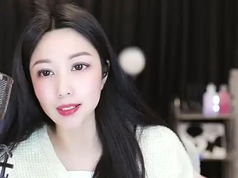 Nuyoah-77 online show from 02-09-25, 06:05