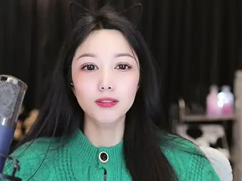 Nuyoah-77 online show from 02-17-25, 03:20