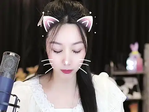 Nuyoah-77 online show from 03-01-25, 06:43