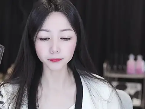 Nuyoah-77 online show from 04-09-26, 04:45