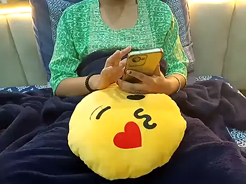 GoldnessAishu online show from 12-11-24, 12:55