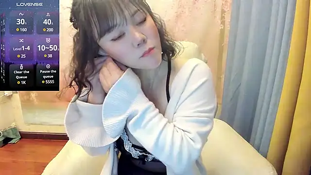 Pennyee online show from 03-15-25, 12:24