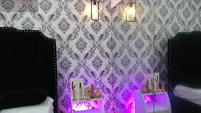 SaaraBrown online show from 03-05-25, 12:22