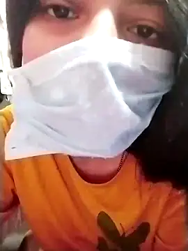 Snapshot of Hotty-Divya chatting on 12-24-24, 02:43 Hotty-Divya online show from 12-24-24, 02:43