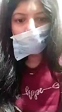 Snapshot of Hotty-Divya chatting on 12-25-24, 02:46 Hotty-Divya online show from 12-25-24, 02:46