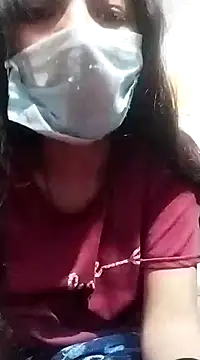 Snapshot of Hotty-Divya chatting on 01-10-25, 01:52 Hotty-Divya online show from 01-10-25, 01:52