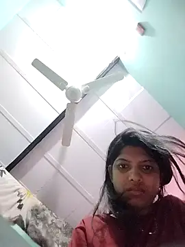 Snapshot of Hotty-Divya chatting on 11-08-25, 02:34 Hotty-Divya online show from 11-08-25, 02:34