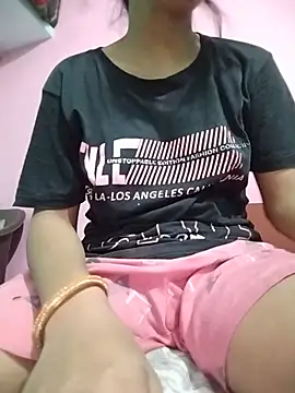 Hotty-Divya online show from 05-23-26, 03:01