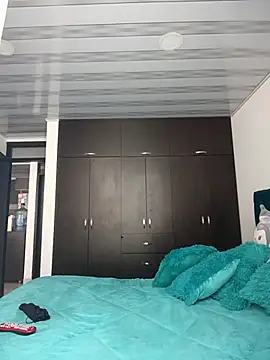 Lesly 10- online show from 11-22-25, 03:44