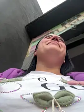 Lesly 10- online show from 03-27-26, 11:04