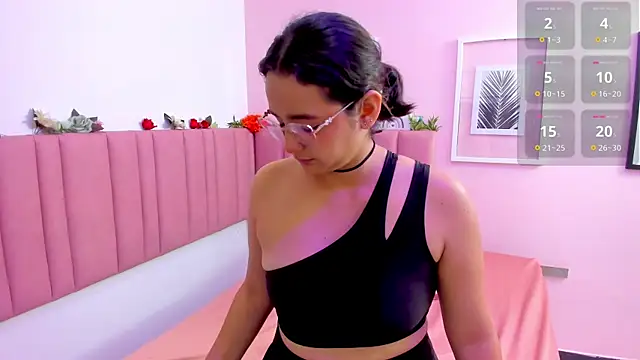 Snapshot of kae_styles chatting on 09-19-25, 05:02 kae styles online show from 09-19-25, 05:02