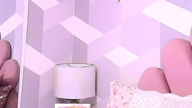 KylieMonnett online show from 10-18-25, 08:31