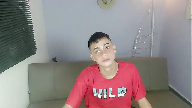 Snapshot of zacariasss_ chatting on 10-16-25, 03:18 zacariasss online show from 10-16-25, 03:18