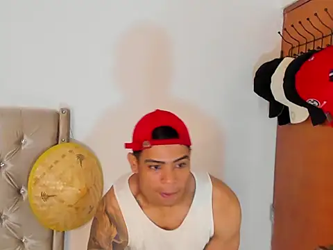 Andrew wolf7 online show from 09-09-25, 02:16