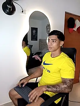 Andrew wolf7 online show from 10-05-25, 01:48