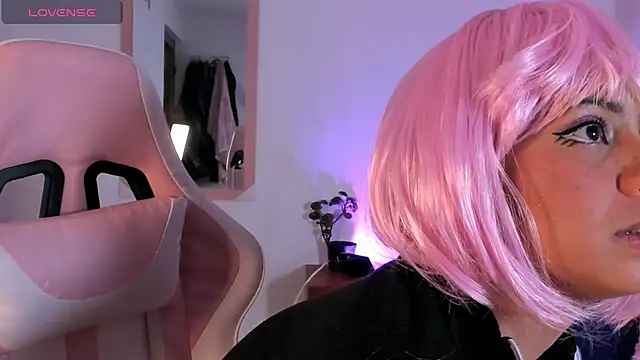 adriannyp 1 online show from 10-22-25, 12:44