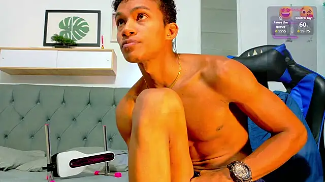 Snapshot of Ryan_Vergon chatting on 07-09-26, 12:42 Ryan Vergon online show from 07-09-26, 12:42