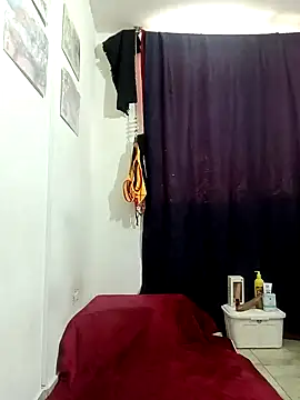 Snapshot of yezz3011 chatting on 01-21-25, 08:21 yezz3011 online show from 01-21-25, 08:21