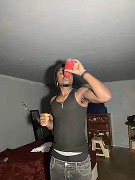 SluttyLyfe4L online show from 11-06-25, 12:11