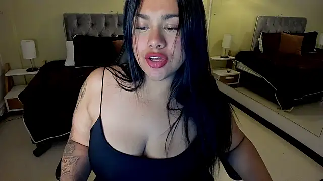 Snapshot of _Dulcinea_1 chatting on 09-16-25, 02:07 Dulcinea 1 online show from 09-16-25, 02:07