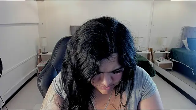 Snapshot of _Dulcinea_1 chatting on 06-11-26, 03:15 Dulcinea 1 online show from 06-11-26, 03:15