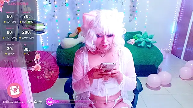 MilkyXSakura online show from 02-14-25, 02:18