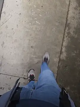 Snapshot of Keshuloveyou chatting on 12-28-24, 06:06 Keshuloveyou online show from 12-28-24, 06:06