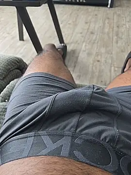 Snapshot of Keshuloveyou chatting on 01-31-25, 08:22 Keshuloveyou online show from 01-31-25, 08:22