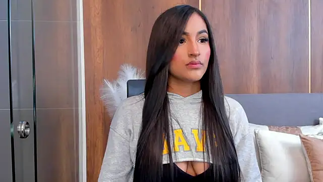 Snapshot of AishaPeyton chatting on 01-22-25, 11:21 AishaPeyton online show from 01-22-25, 11:21